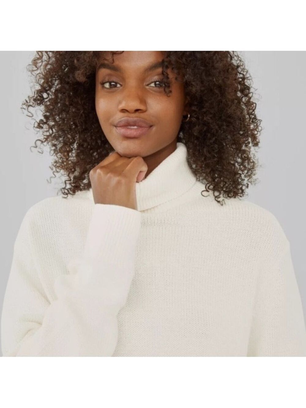Aritzia TNA York Turtleneck Sweater Cream Cotton Blend Relaxed Fit Size Small - Picture 4 of 14